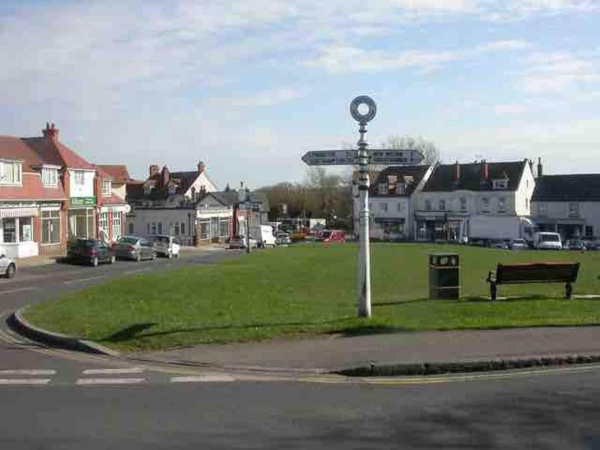 Heavenly Haven Hotel Lymington Eksteriør billede