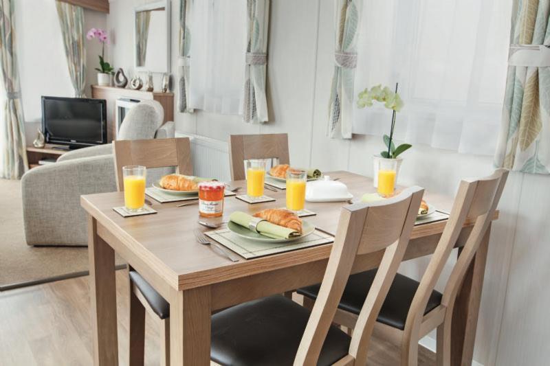 Heavenly Haven Hotel Lymington Eksteriør billede